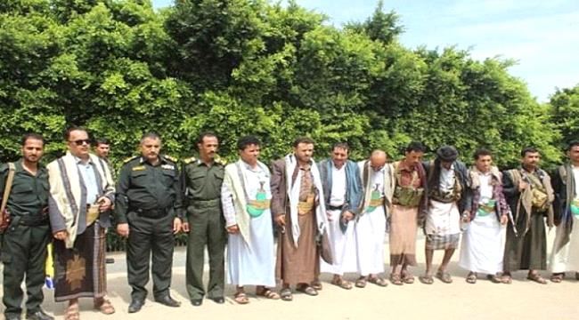 قيادي في الشرعية ومرافقيه  يصلون صنعاء ويعلنون الانضمام لجماعة الحوثي(صورة)