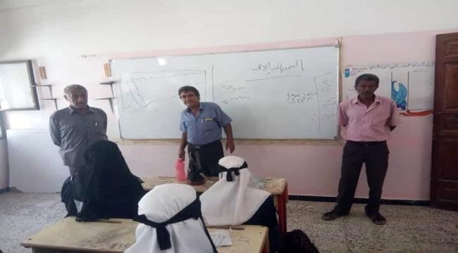 مدير تربية خنفر يدشن العام الدراسي الجديد ويدعو الى تطبيق الاجراءات الاحترازية للوقائية من كورونا