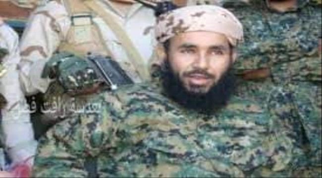 القائد العام لألوية المقاومة الجنوبية يعزي قائد اللواء الثاني عشر عمالقة