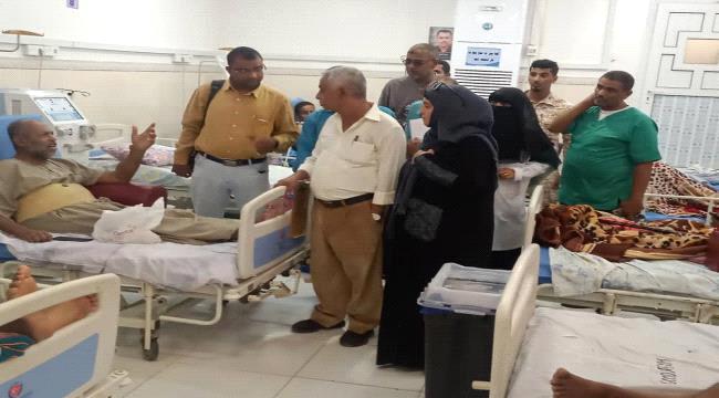 مدير الشيخ عثمان يتفقد مستشفى الصداقة ويطلع على معانآة و احتياجات المستشفى 