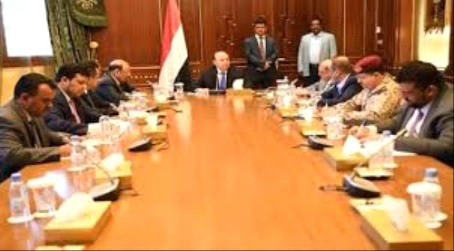 قيادي إنتقالي : الشرعية تستخدم الخدمات أوراق لتصفية حسابات سياسية وللصبر حدود