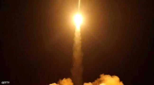إصابة مدنيين بمقذوف حوثي على جازان