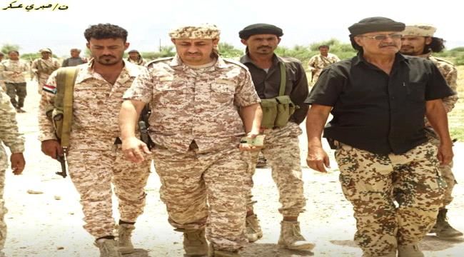 القائدان مـخـتـار الـنـوبي وعثمان معوضه يزوران جبهتي حجر والفاخر شمال غرب الـضـالـع