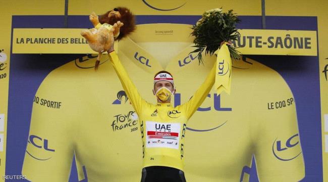 تتويج إماراتي تاريخي في طواف فرنسا للدراجات الهوائية