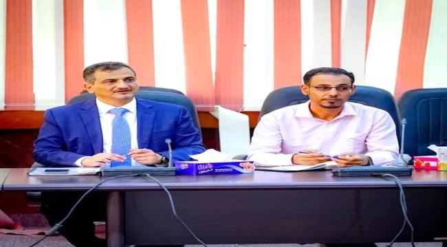 عاجل : سكرتير محافظ عدن ينشر توضيح هام 