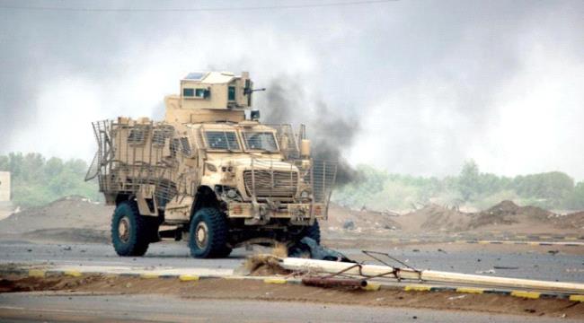 الشرق الاوسط : الحوثيون يهددون عائلات مجندين فروا من المعارك