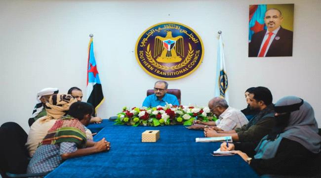 مساعد الأمين العام يلتقي لجنة أهالي أسرى الحرب في أبين وشبوة