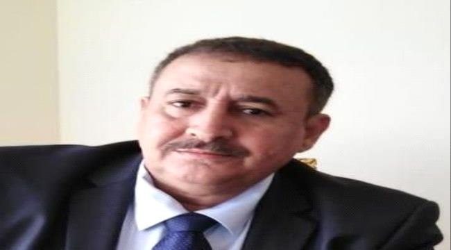 الربيزي : إعلام الإخوان المعادي لأمريكا يلوح اليوم بعصاء أمريكا فهل هي قشة الغريق؟!