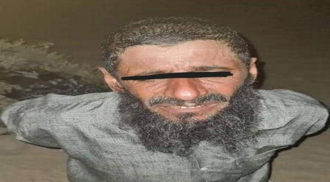 الحزام الامني يلقي القبض على متهم قتل صديقه واخفى جثته لمدة 3 شهور في أبين