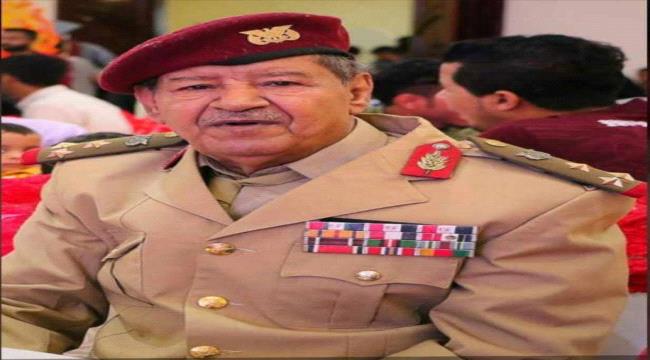قائد عسكري رفيع يخضع يجري عملية جراحية بعدن