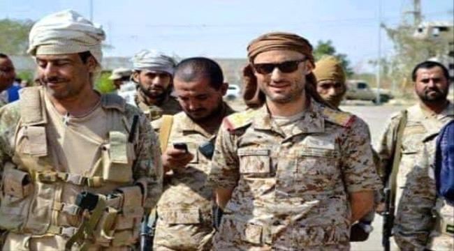 هاشم الأحمر يفرض 500 سعودي مقابل دخول المسافر اليمني إلى المملكة بطريقة مستعجلة 