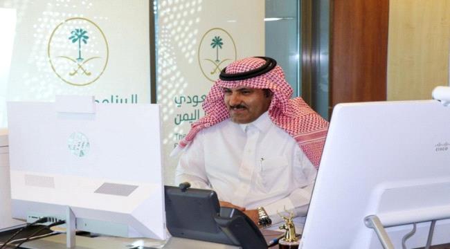 آل جابر يلتقي القائم بأعمال سفارة المملكة المتحدة لدى اليمن	
