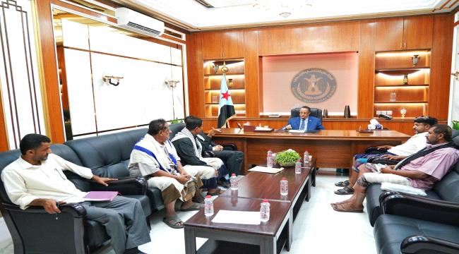 خلال لقاء مع أعضاء الانتقالي بأبين..الخبجي:حقوق المواطن خط أحمر ولن نسمح باستمرار مسلسل العبث