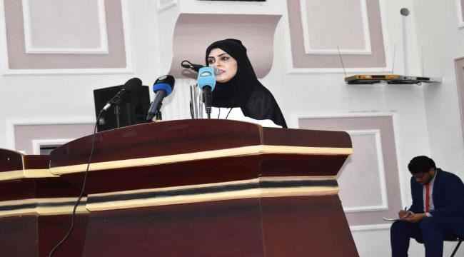 مكتب الإعلام في عدن يكرم كوكبة من الإعلاميين والاعلاميات