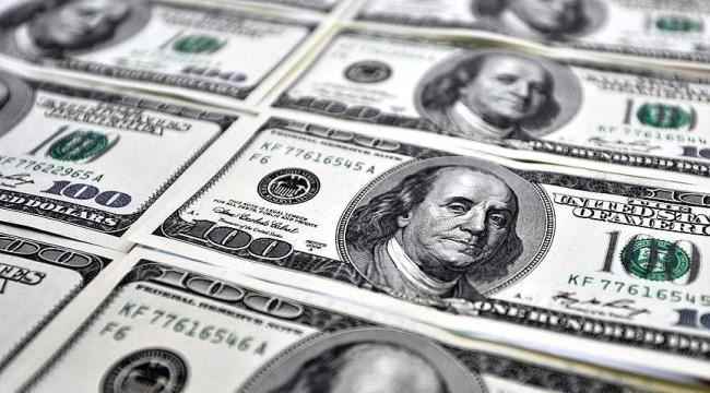 اتهام للحوثي بـ"الاستيلاء" على 70 مليار ريال من إيرادات الوقود