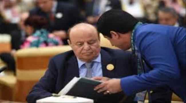 محلل سياسي: هادي لن يحكم عدن ولن يكون جزءاً من الحل