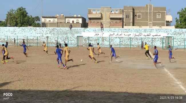 أبين :العربي يمطر شباك الصخور بأربعة أهداف ويتأهل إلى دور الثمانية في الدوري الرمضاني بجعار 