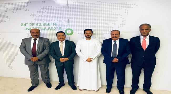 بن بريك:الحكومة ضعيفة والافضل الانسحاب منها