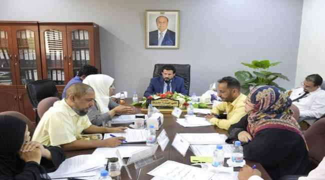 رئيس هيئة النقل البري يرأس الإجتماع الموسع لقيادة الهيئة ويناقش عدد من القضايا