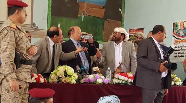 سياسي جنوبي : إخوان الشرعية خذلوا الرئيس هادي بتآمرهم مع الحوثيين