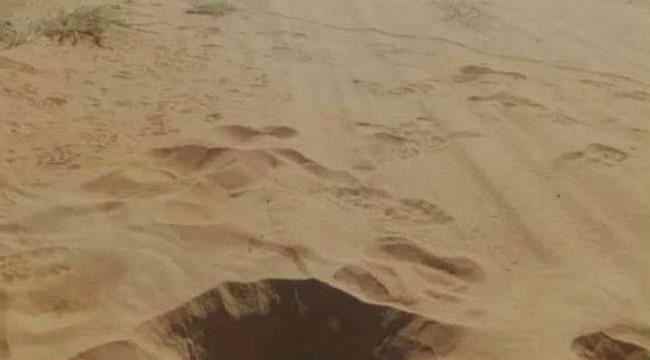 مأساة يمنية..ذهب ليسعف ولديه فحولتهم ألغام الحوثي أشلاء!