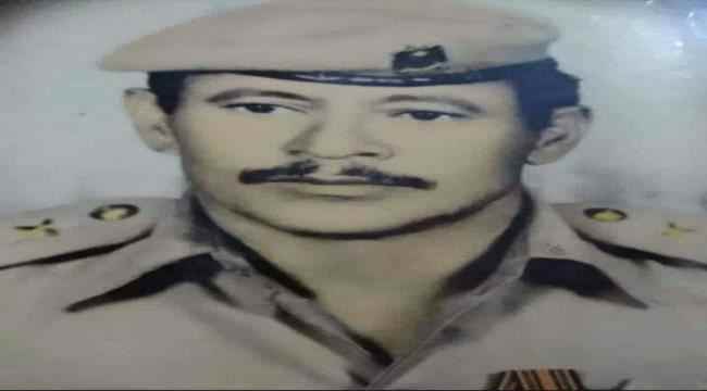 قائد قوات العاصفة يعزي في وفاة عمه العميد فضل سفيان محسن