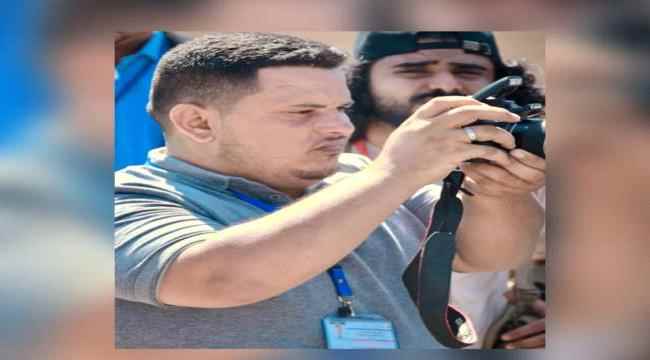 المعلم بين مطرقة الحرب وسندان الضروف الصعبة