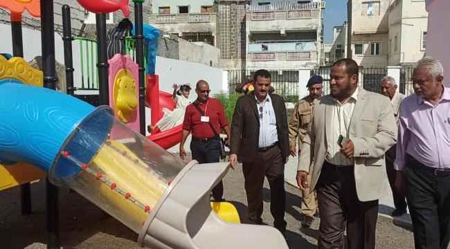 بتكلفة ( 25 ) مليون ريال..مدير عام المنصورة يفتتح مشروع إعادة تأهيل حديقة بلوك ( 40 )