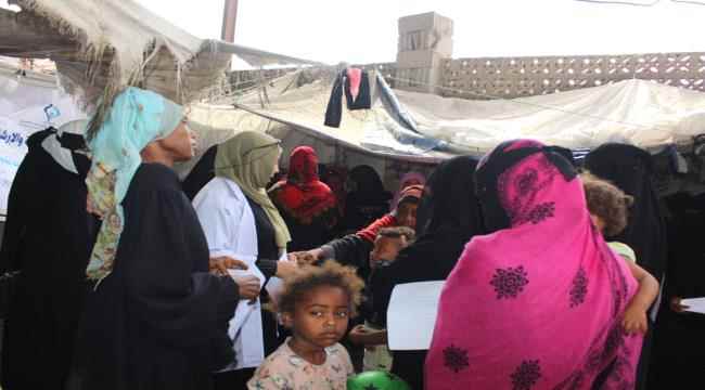التنمية والارشاد الأسري تقيم محاضرة نفسية لمخيم الشرطة بعدن