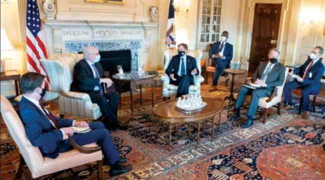 الشرق الاوسط : المبعوثان الأميركي والأممي في الرياض «قريباً» لتحريك الملف السياسي اليمني