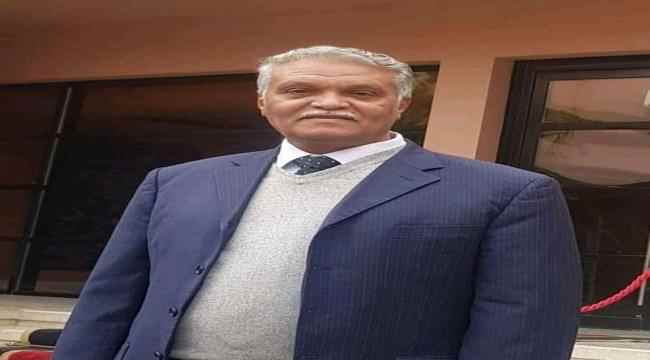 محافظ الحديدة ينعي وفاة المناضل المهندس شايف عزي صغير