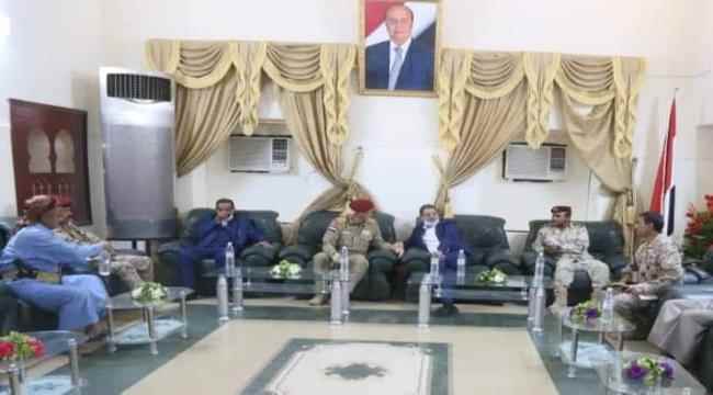 وزير الدفاع المقدشي يظهر في محافظة جنوبية "صورة" 