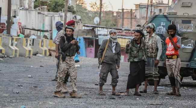 34 قتيلا مدنيا في شهر.. تعز بين سندان "الإخوان" ومطرقة الحوثي