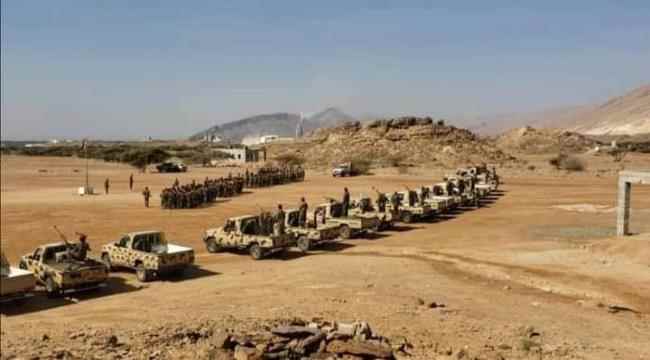 خلال عرض عسكري مهيب.. قائد اللواء 11 صاعقة يعلن الإستعداد القتالي والدفاع عن أرض الجنوب