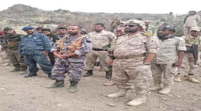 أركان حرب ألوية الدعم والإسناد يزور جبهة الضالع