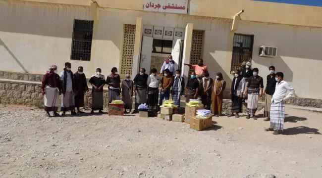 برعاية من الرئيس الزبيدي ..انتقالي شبوة يقدم دفعة أولية وعاجلة من المعونات الطبية الخاصة بكورونا
