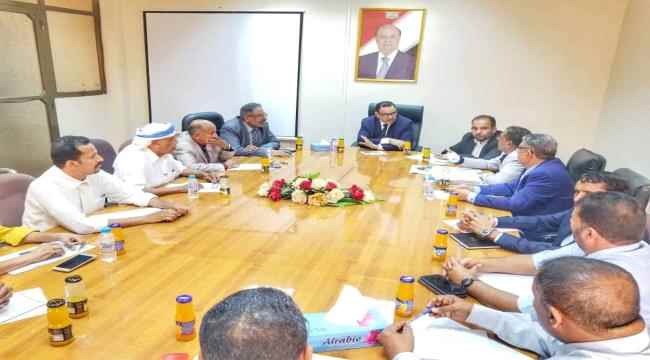 وزير الزراعة والري والثروة السمكية يباشر عمله من العاصمة عدن