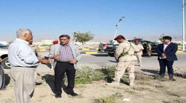 محافظ حضرموت: مشاريع تطوير تابعة للسلطة المحلية سيشهدها كورنيش الستين وخور المكلا ولا صحة لبيع اي شبر لأي مستثمر