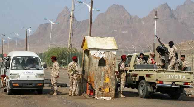 البيض: عدم سحب القوات الإخوانية من المناطق الجنوبية يشكل تهديد خطير لاتفاق الرياض