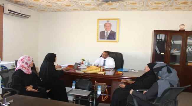 وزير الشؤون الإجتماعية والعمل يؤكد الاهتمام بمراكز الاسر المنتجة