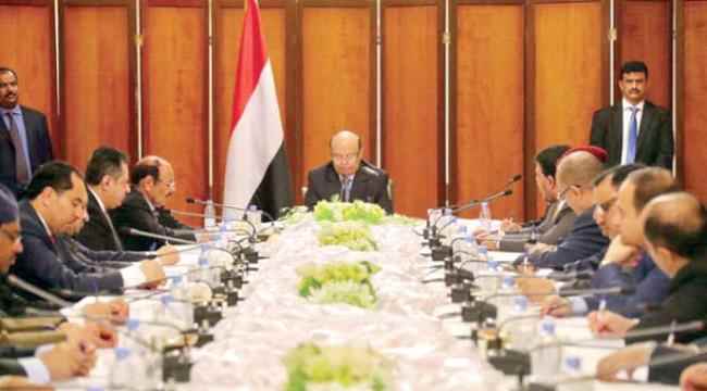 الشرق الاوسط : «الانتقالي» يعد تعيينات لهادي مخالفة لاتفاق الرياض