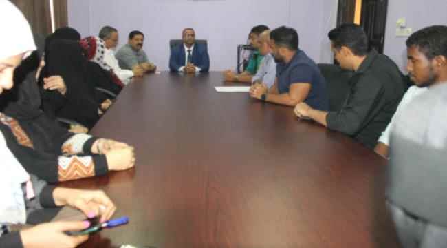 وزير الشؤون الإجتماعية والعمل يزور المركز اليمني للدراسات وصندوق رعاية وتأهيل المعاقين