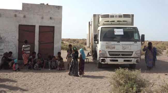 الهلال الأحمر الإماراتي يسير عيادة طيبة إلى قرية الغريبة بالتحيتا