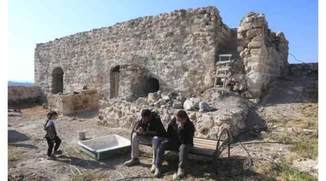 عرض الصحف البريطانية ..إسرائيل "لديها نظام عنصري" لا ديمقراطية