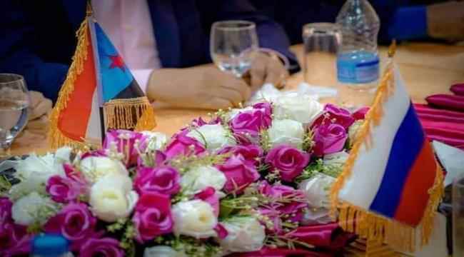 الرئيس القائد عيدروس الزُبيدي يغادر على رأس وفد رفيع المستوى في زيارة رسمية إلى العاصمة الروسية موسكو