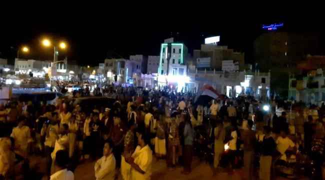 مدينة سيئون تشهد مسيرة بالدرجات النارية إحياءٌا لذكرى يوم الأرض الجنوبي