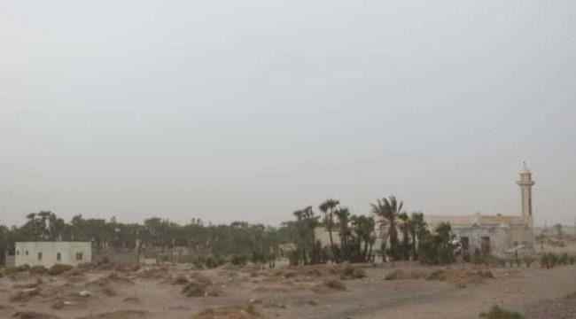 عمليات قصف وقنص للمليشيات الحوثية تطال الأعيان المدنية في الفازة والجبلية