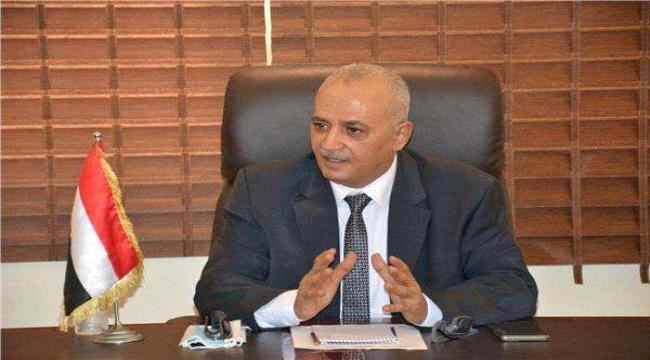 وزير المياه والبيئة يحذر من كارثة وشيكة بسبب خزان صافر