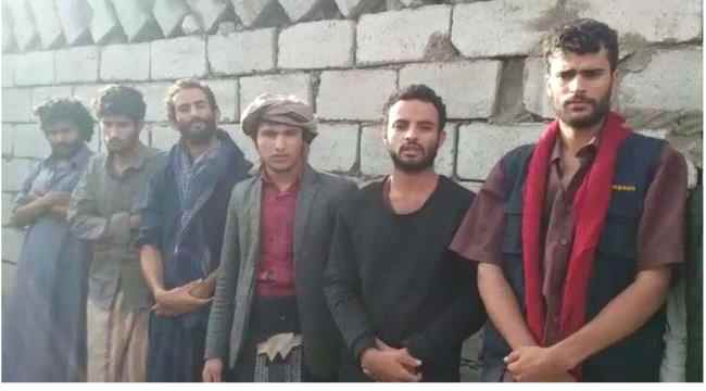 البيضاء: الحوثيون وتنظيم القاعدة يتبادلان أربعة سجناء