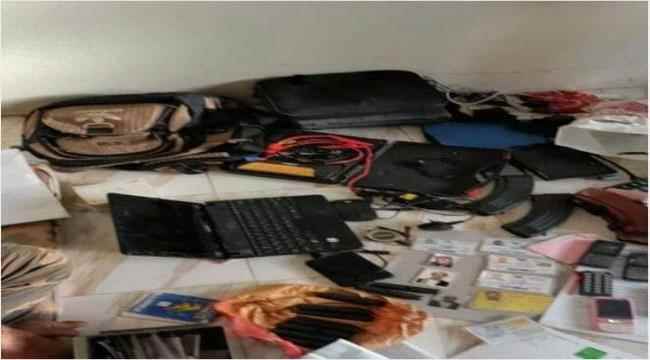 قوات مكافحة الإرهاب تداهم مركزًا لتجهيز العبوات والمفخخات بالعاصمة عدن
